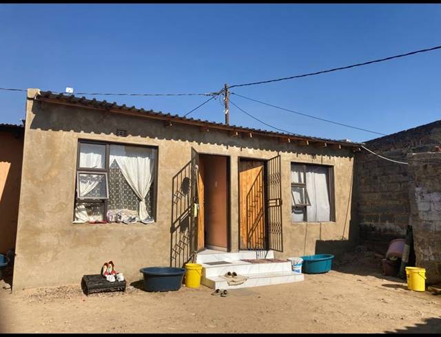1 BEDROOM HOUSE FOR SALE IN KAALFONTEIN